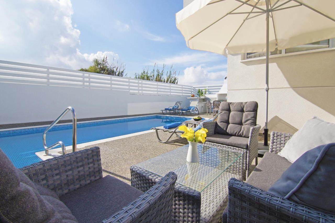 Villa Thea Athena Protaras Exteriér fotografie